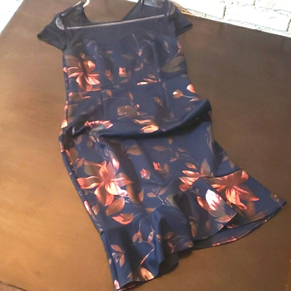 Navy & rose shimmer flower detail with sheer navy cap sleeves - Picture 3 of 7